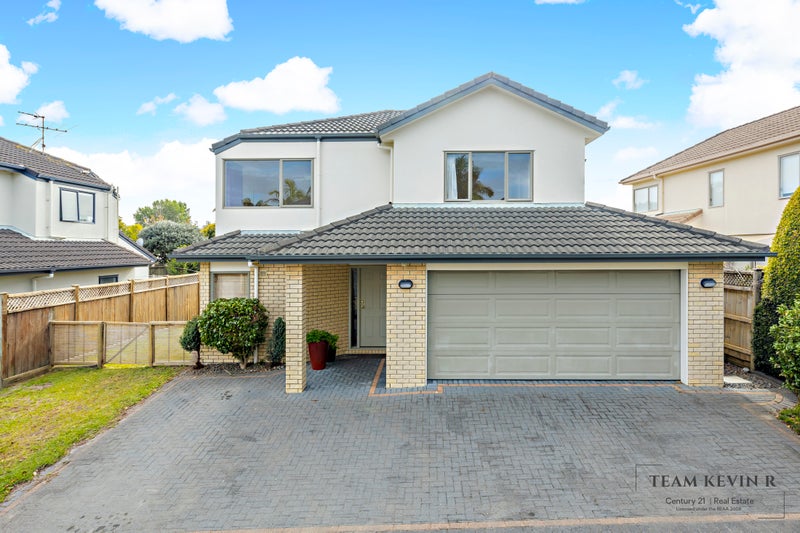 47D Redoubt Road, Goodwood Heights, Auckland - Carousel 1