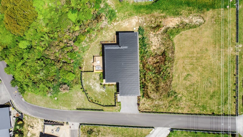 47 Percy Kinsman Crescent, Riverstone Terraces, Upper Hutt - Carousel 20