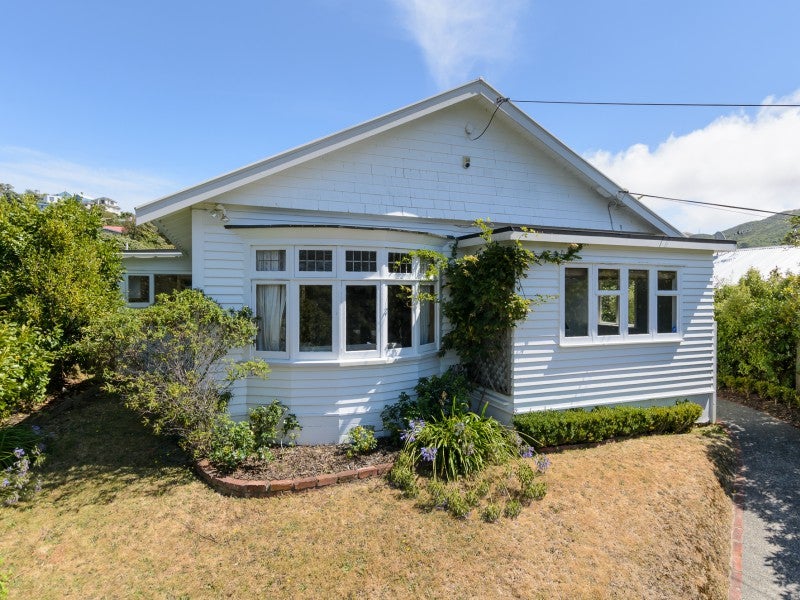 54 Colway Street, Ngaio, Wellington - Carousel 1