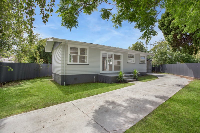 2 Ropata Street, Kaiti, Gisborne - Carousel 1