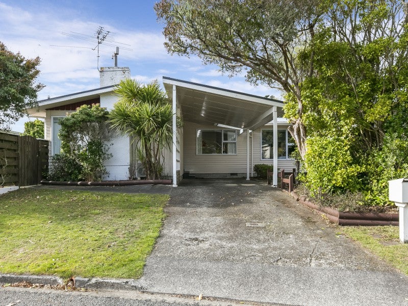 9 Chudleigh Grove, Churton Park, Wellington - Carousel 16