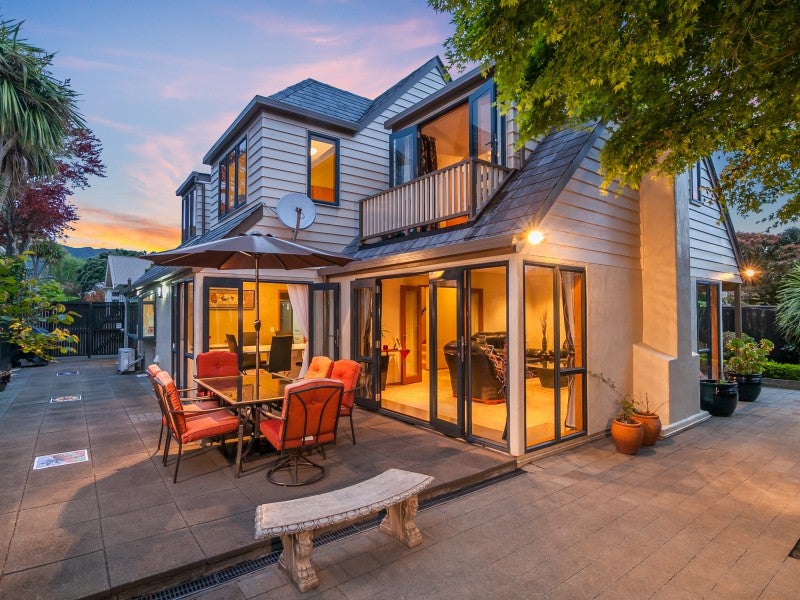 2/39 Penrose Street, Woburn, Lower Hutt - Carousel 1