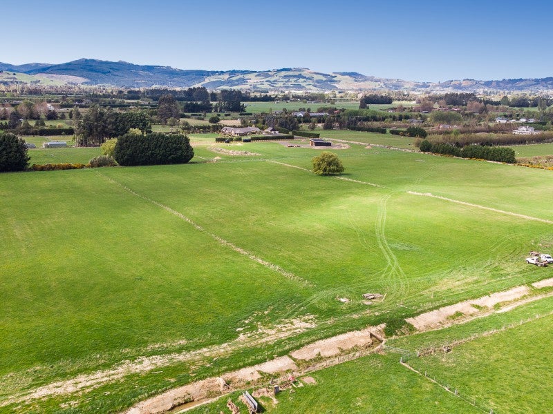 163 Tirohanga Road, North Taieri - Carousel 16