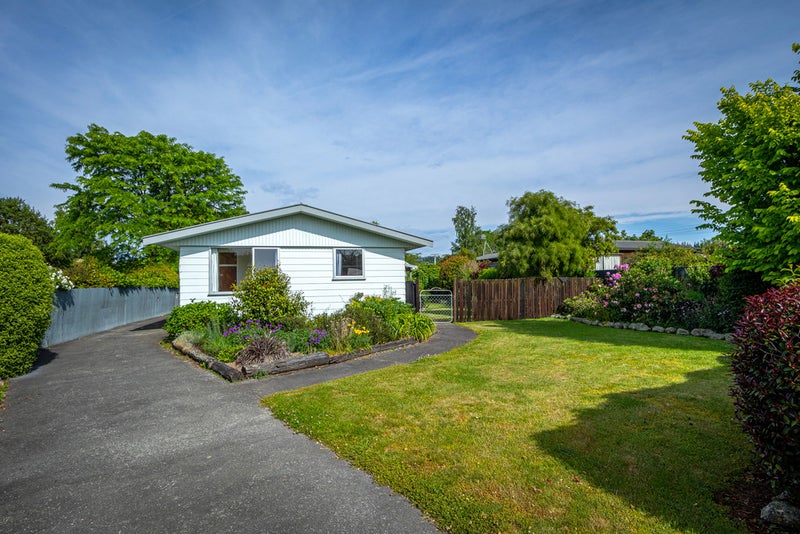 4 Cross Street, Geraldine - Carousel 19