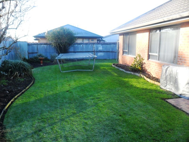 40A Lambeth Crescent, Redwood, Christchurch - Carousel 13