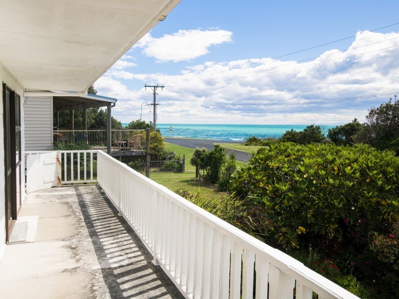 5 Taylor Street, MAHIA, NUHAKA - Carousel 2