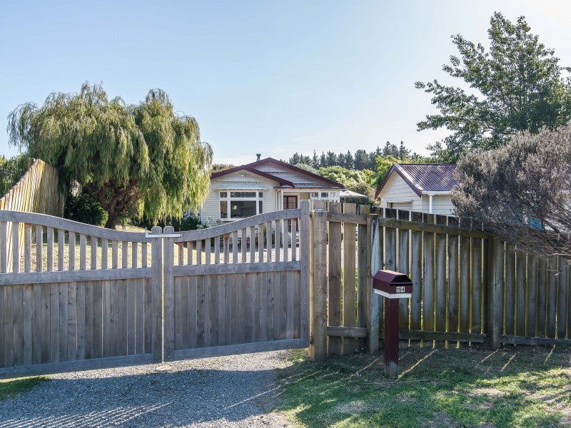 194 Raumati Road, Raumati Beach, Paraparaumu - Carousel 20