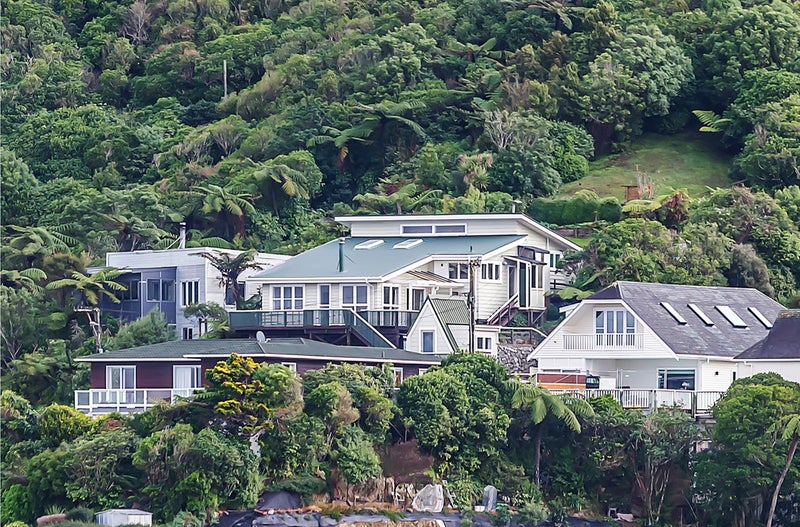 52 Baroda Street, Khandallah, Wellington - Carousel 20