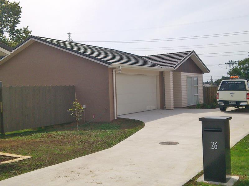 26 Popokatea Drive, Takanini, Auckland - Carousel 1