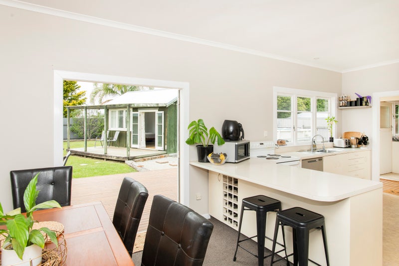 2 Desmond Road, Te Hapara, Gisborne - Carousel 2