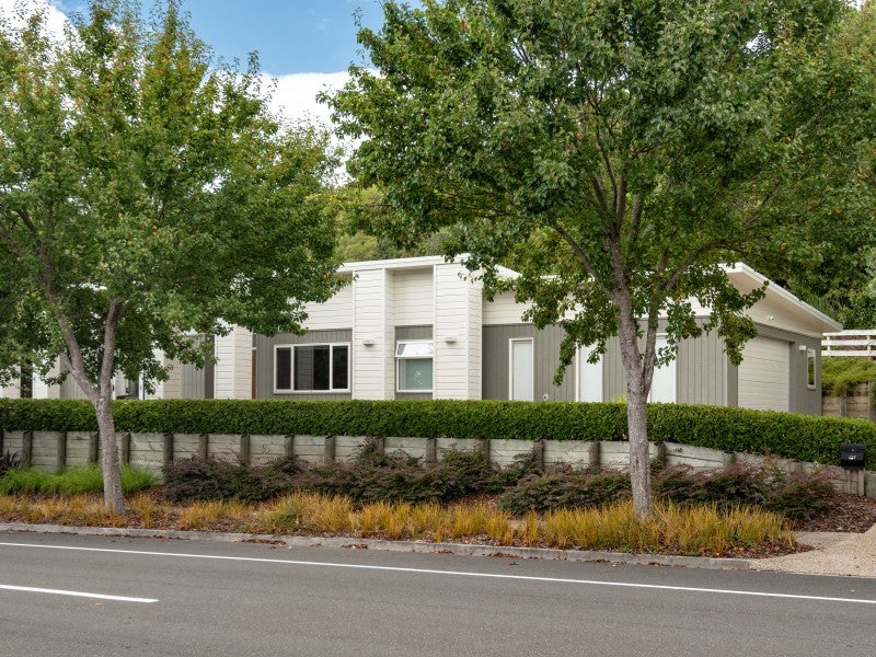 137 Lakes Boulevard, Pyes Pa, Tauranga - Carousel 19