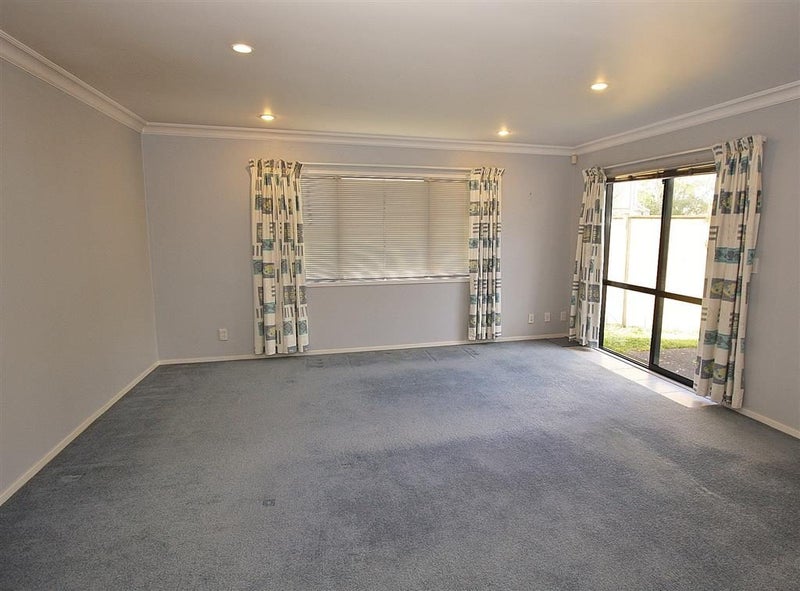 16A Kilsyth Way, East Tamaki Heights, Auckland - Carousel 2