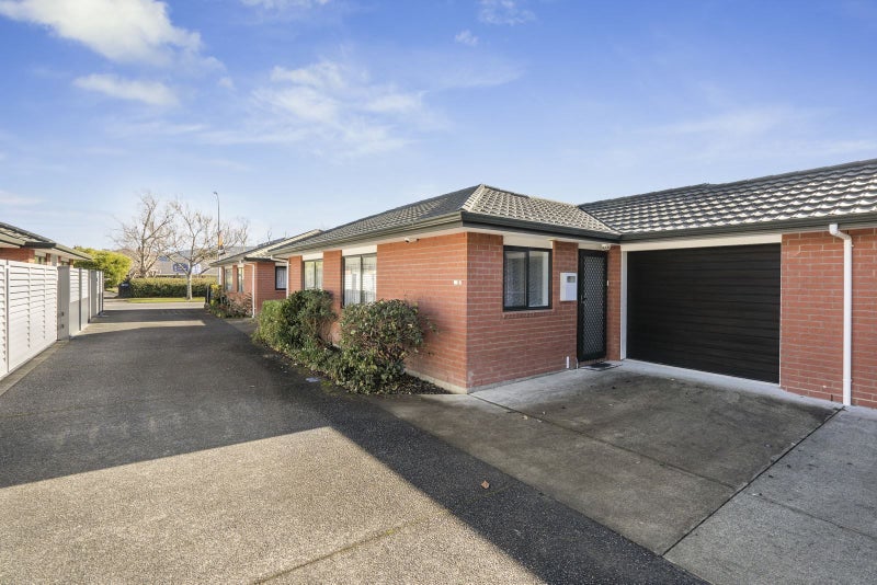 2/32 Gibbons Street, Upper Hutt Central, Upper Hutt - Carousel 2