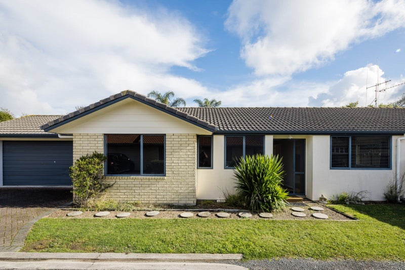 11 Tranmere Road, Fairfield, Hamilton - Carousel 1