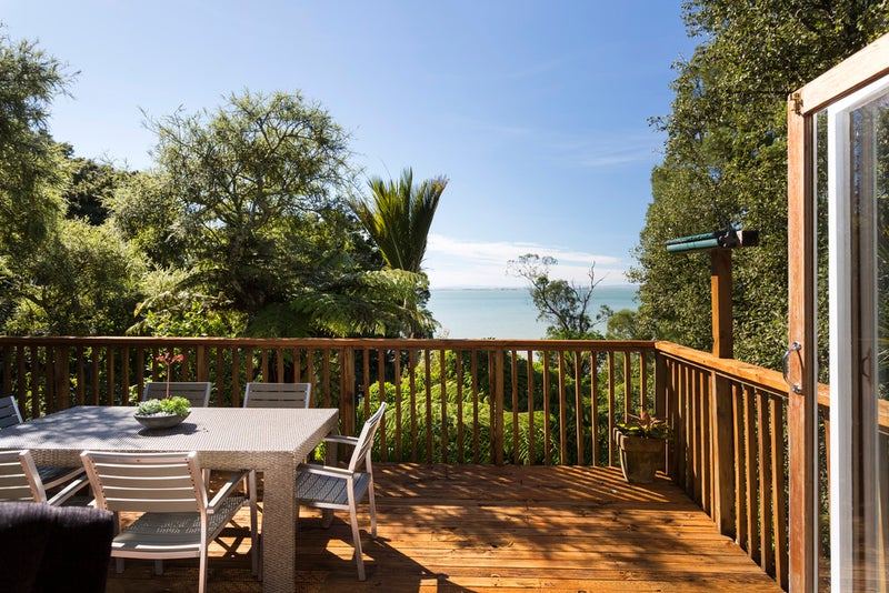 54 Laingholm Drive, Laingholm, Auckland - Carousel 2