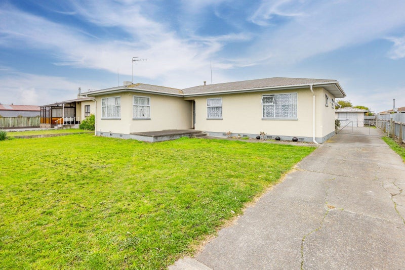 83 Taradale Road, Onekawa, Napier - Carousel 1