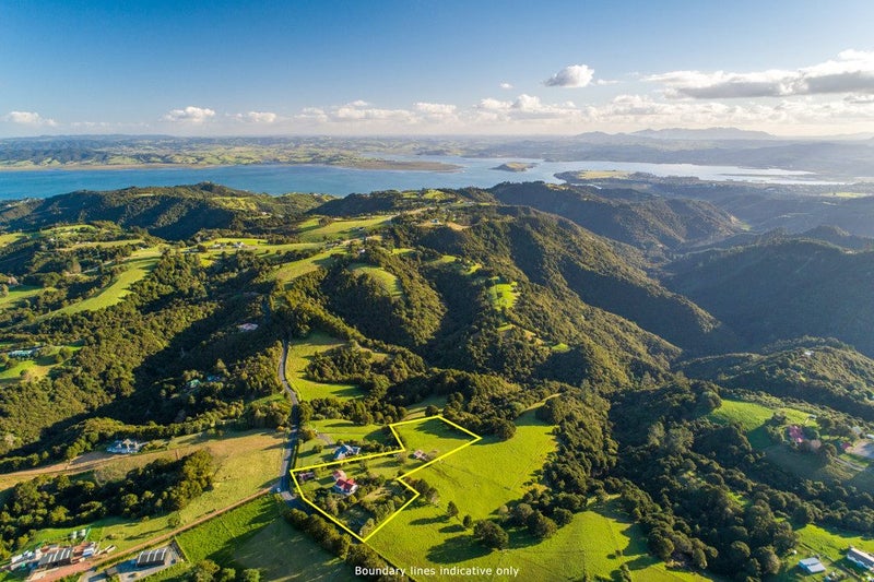 561 Owhiwa Road, Onerahi - Carousel 1