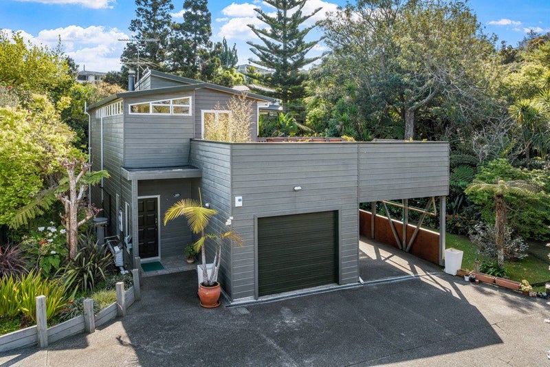 2/17 Infidel Place, Torbay, Auckland - Carousel 2