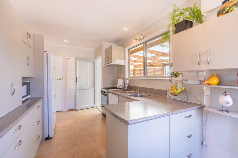 3 Shortland Street, Tamatea, Napier - Carousel 2