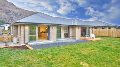 31 Woodstock RD, Lower Shotover, QUEENSTOWN - Carousel 1