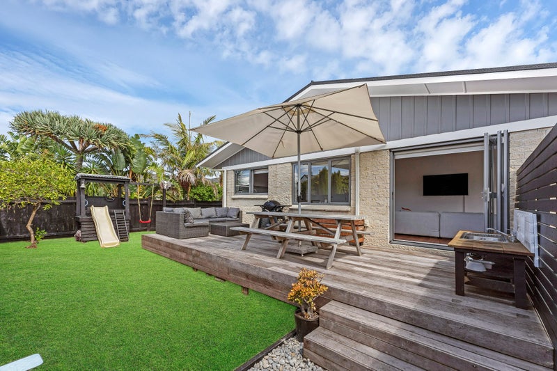 1/38 Stanniland Street, Sunnyhills, Auckland - Carousel 2