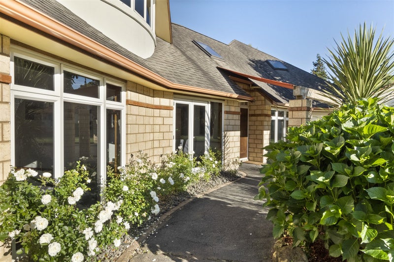 15 Stella Place, Chartwell, Hamilton - Carousel 1