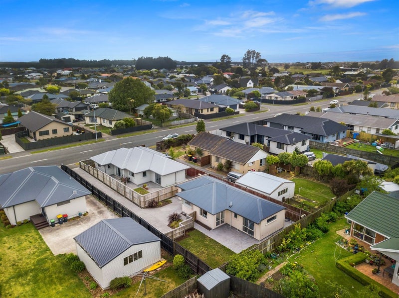 2/29 Queenspark Drive, Parklands, Christchurch - Carousel 15