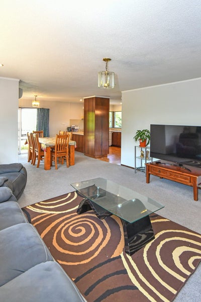 16 Sophora Place, Totara Heights, Auckland - Carousel 32