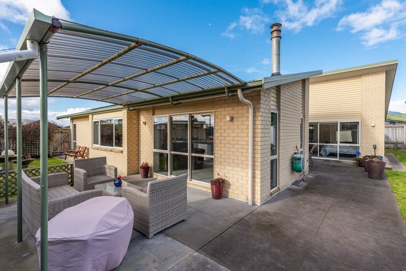 36 Pharazyn Avenue, Waikanae Beach, Waikanae - Carousel 1