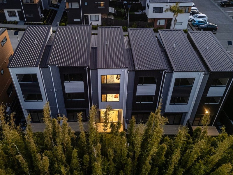 15 Don Oliver Lane, Glen Eden, Auckland - Carousel 18