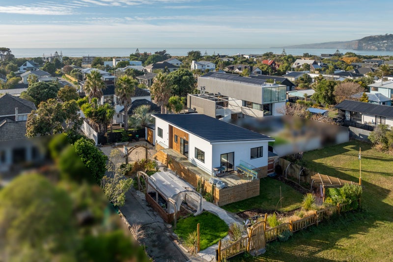 170C Rocking Horse Road, Southshore, Christchurch - Carousel 1