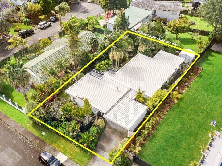 3 Oruamo Place, Beach Haven, Auckland - Carousel 2