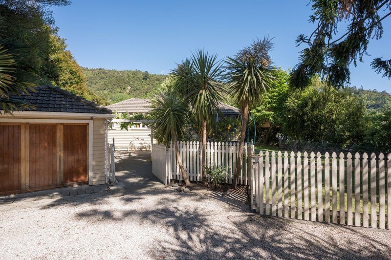 2 Brook Terrace, The Brook, Nelson - Carousel 21