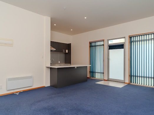1/4 Frederick Street, Te Aro, Wellington - Carousel 2