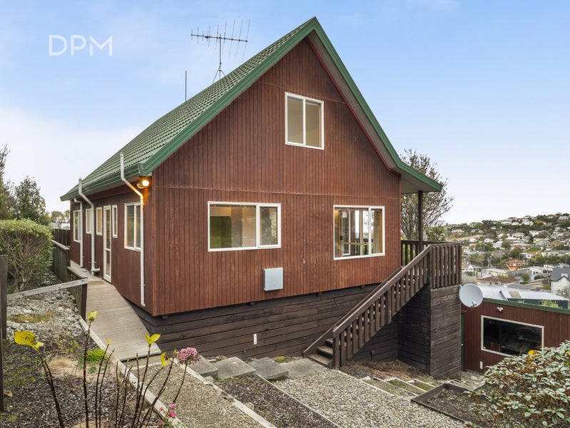 1 Iona Street, Mornington, Dunedin - Carousel 2