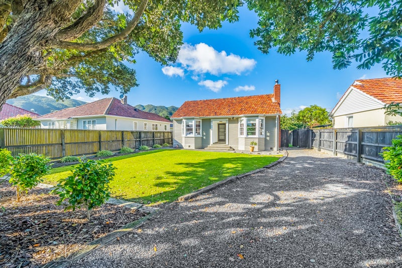 20 Jutland Street, Waterloo, Lower Hutt - Carousel 1