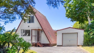 207 Te Rangitautahanga Road, Turangi, Tūrangi - Carousel 1