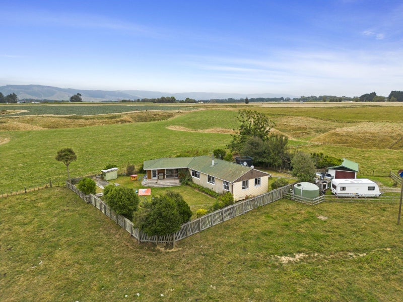 165 Kukutauaki Road, Koputaroa, Levin - Carousel 1