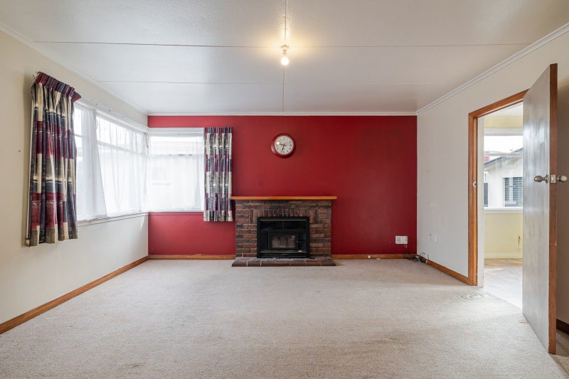 15 Waterloo Crescent, Hokowhitu, Palmerston North - Carousel 2