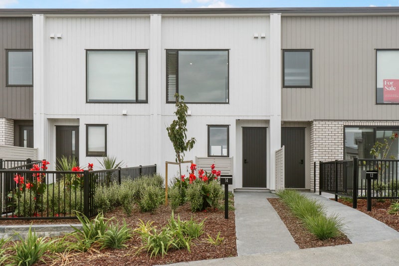 14 Nuku Place, Manurewa, Auckland - Carousel 1