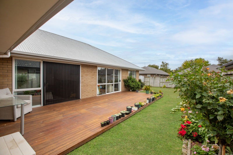 17 Teatree Close, Huntington, Hamilton - Carousel 2