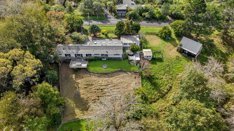 46 Whites Road, Howick - Carousel 30