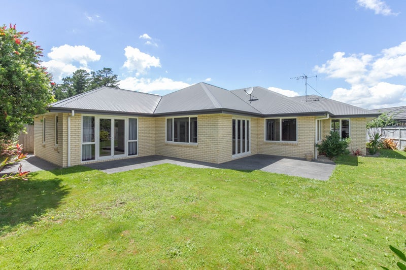 5 Cabernet Close, Rototuna, Hamilton - Carousel 2