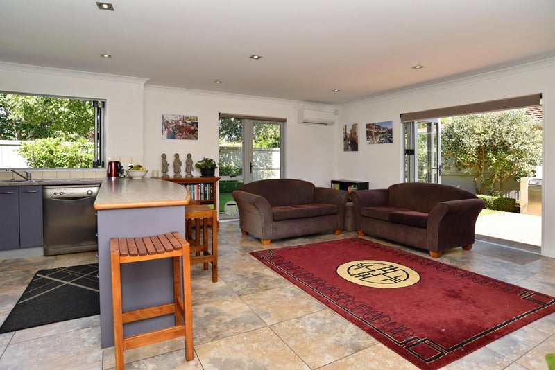 42 Saint James Avenue, Papanui, Christchurch - Carousel 26