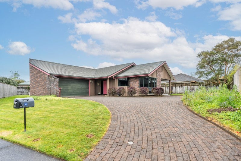 6 Earls Court, Hillcrest, Hamilton - Carousel 2