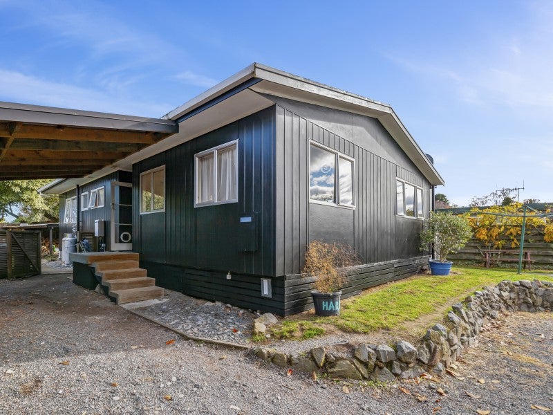 2/135 Rickit Street, Taupō - Carousel 1