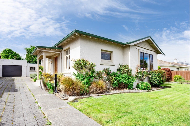 379 Yarrow Street, Glengarry, Invercargill - Carousel 1