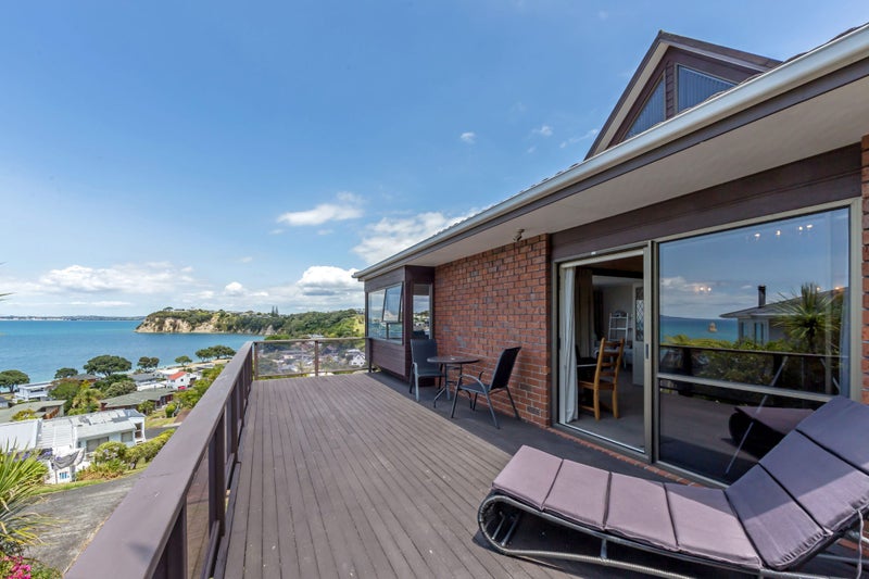 20 Zita Avenue, Matakatia, Whangaparaoa - Carousel 2