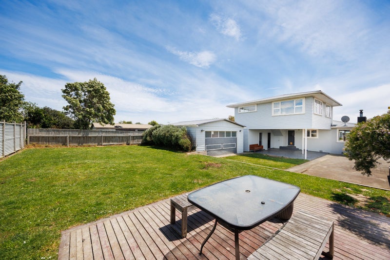 18 Somerset Crescent, Highbury, Palmerston North - Carousel 1