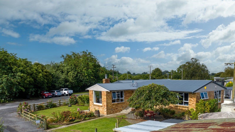 1126 Tauwhare Road, Tauwhare, Hamilton - Carousel 1